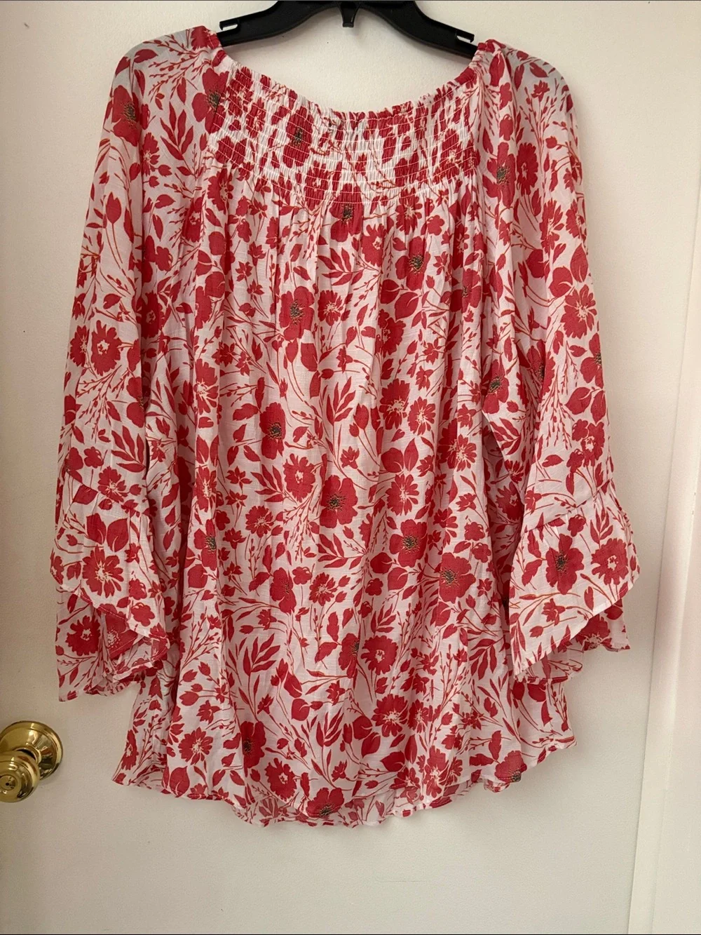 Zac & Rachel Red Floral Smocked Neck Peasant Tunic - Picture 2 of 3